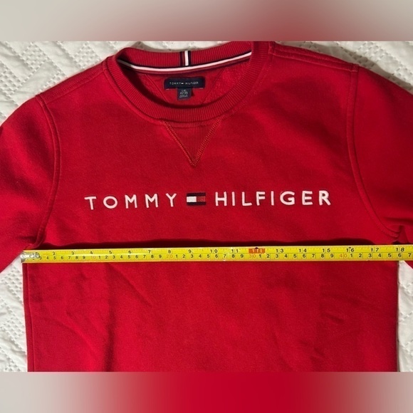 Tommy Hilfiger Classic Red Crewneck Sweatshirt, Youth Boy’s 12/14 Years - Picture 11 of 11